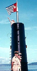 Foto van toren van onderzeeër met Morgenstervlag