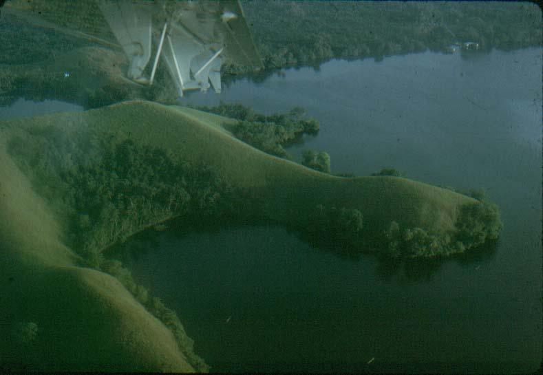 BD/37/8 - 
Aerialphoto Lake Sentani
