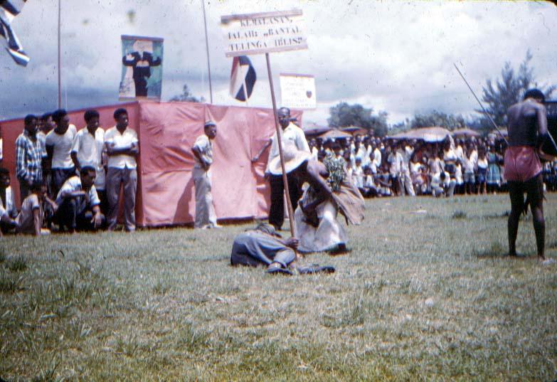 BD/7/11 -
Instructional performance for the development of West Papua (8)