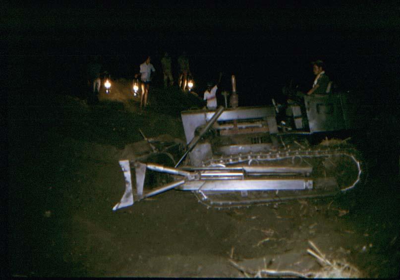 BD/37/125 - 
bridge at Sentani: natural disasters 7

