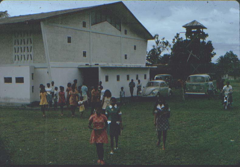 BD/37/176 - 
kerk in Sentani 2

