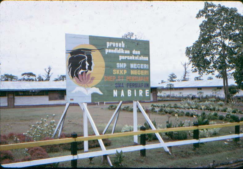 BD/37/186 - 
Nabire: school buildings 2
