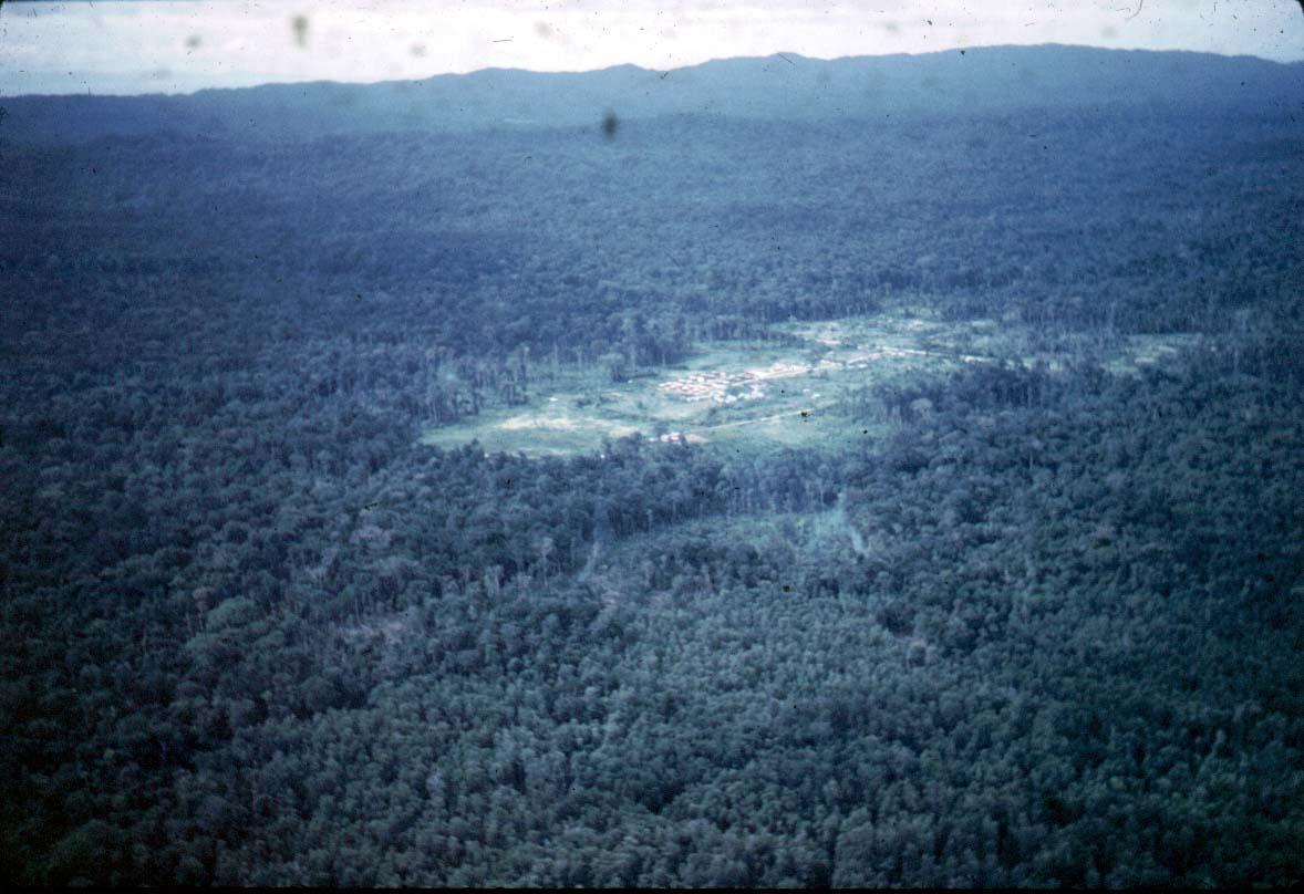 BD/24/28 - 
The leper colony at 12 km of the road to Klamano
