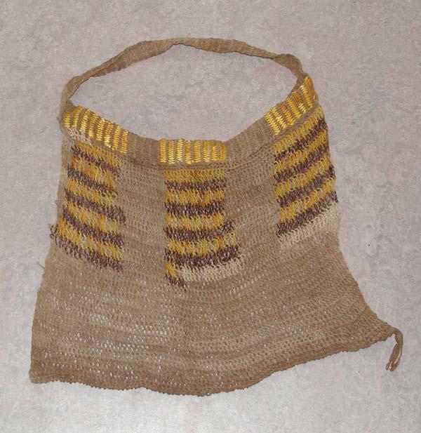 EA/41/20 - 
decorative bag

