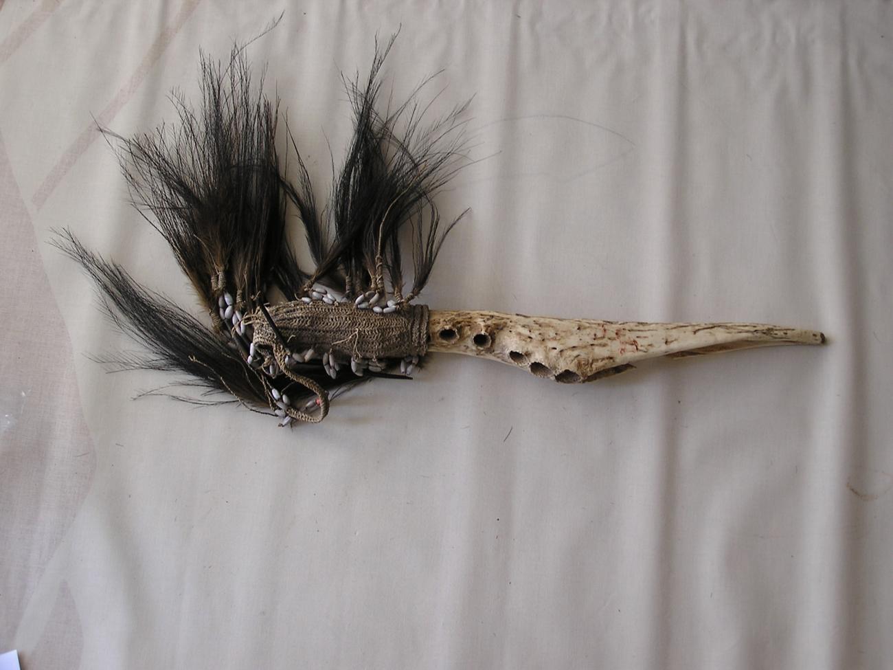 EA/50/3 - 
dagger
