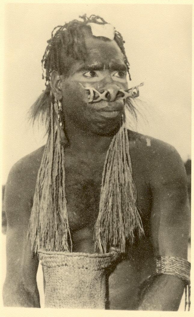 BD/138/9 -
Papoeaman from South Coast