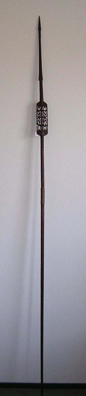 EA/135/2 - 
spear
