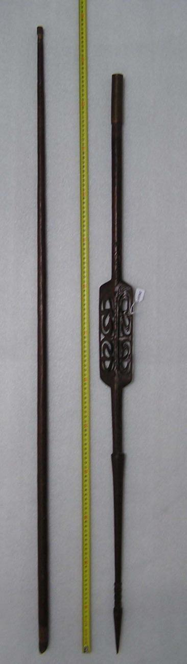 EA/135/2 - 
spear
