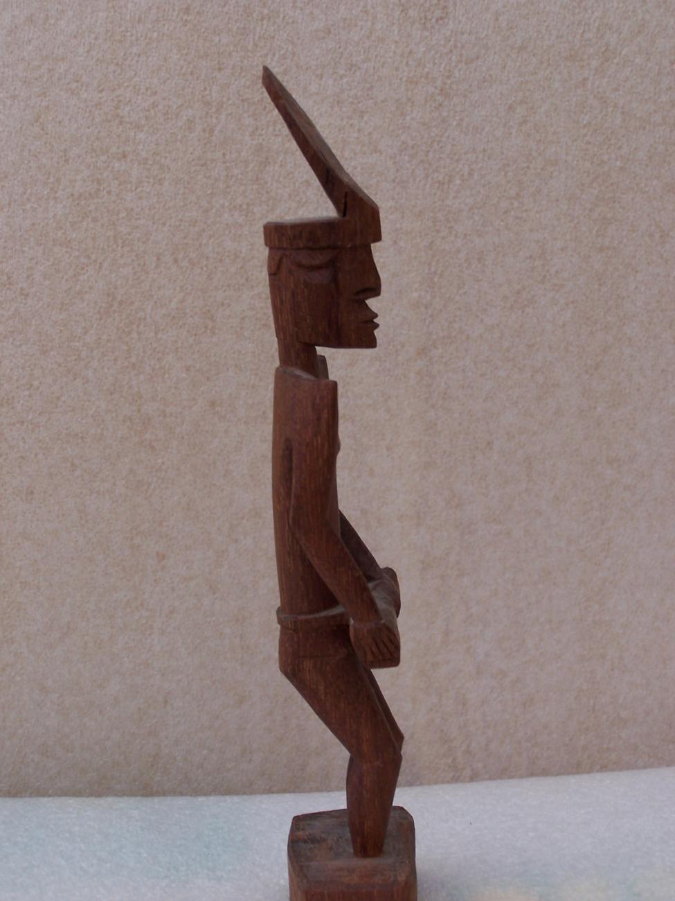 EA/161/6 - 
mensfiguur
