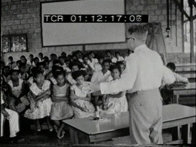 FI/1200/88 - 
Report Anthony van Kampen 1: Installation of the New Guinea Council
