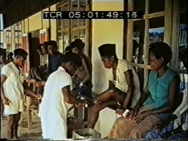 FI/1200/163 - 
New Guinea Chronicle 20: Health Care for the indigenous population
