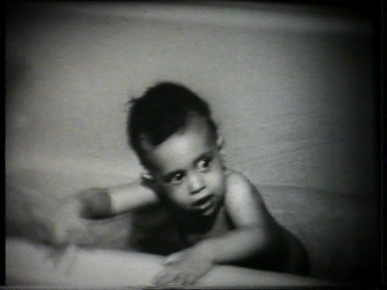 FI/1200/99 -
Bathing babies in three cultures