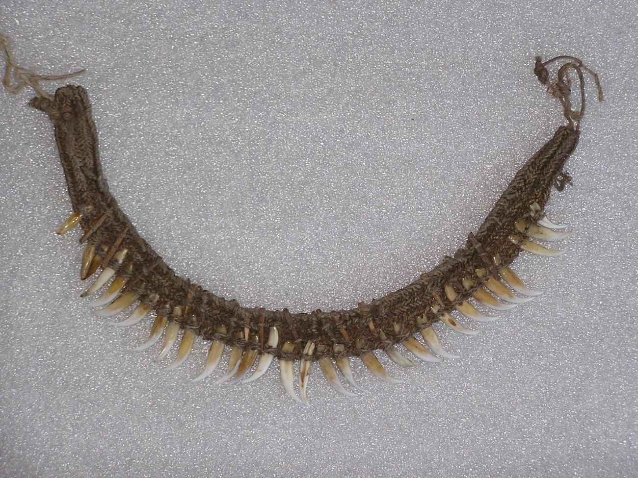 EA/84/4 - 
ketting
