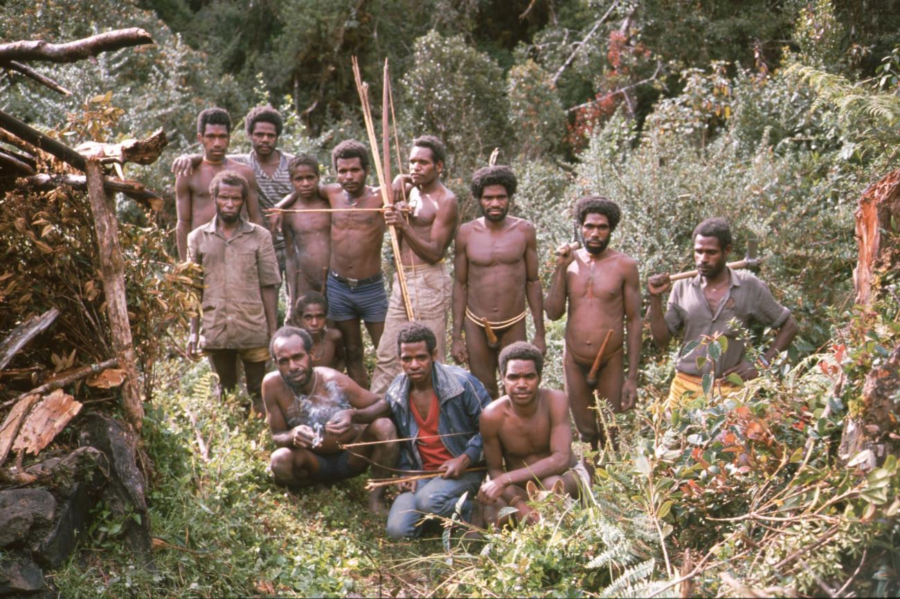 BD/166/14 - 
Group of 13 men in traditional and western clothing and Bart Vos
