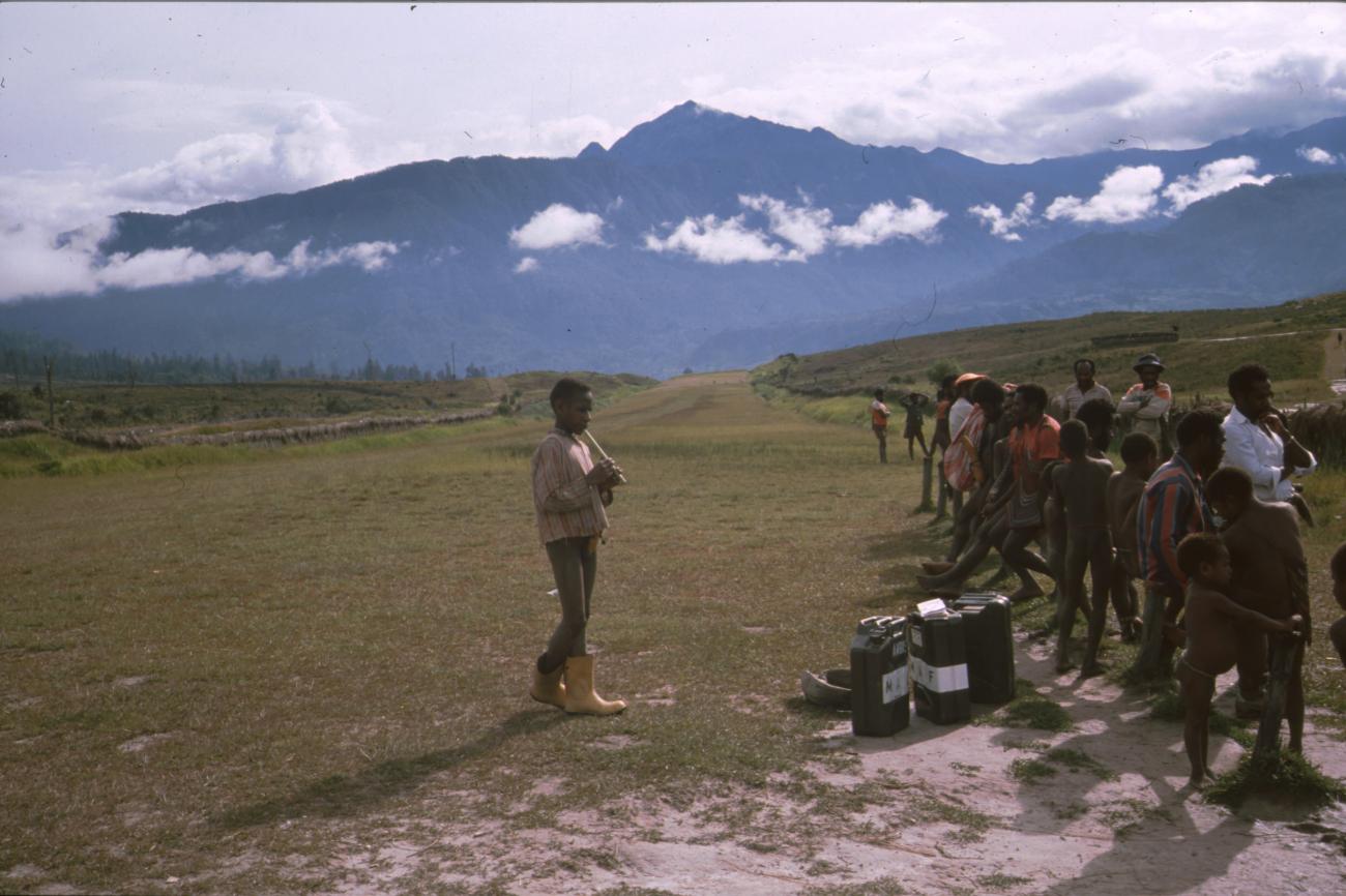 BD/166/223 - 
Boy with flute
