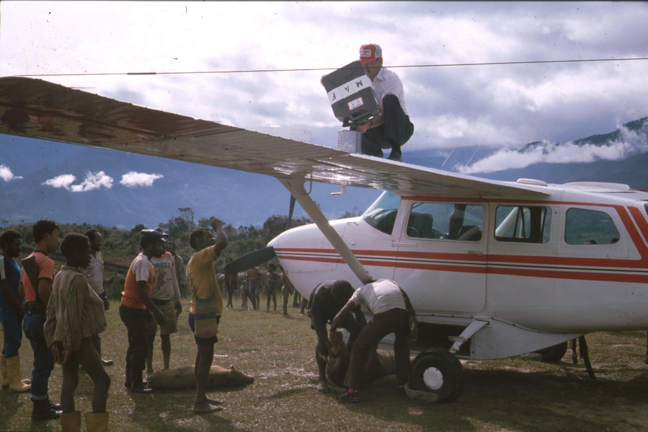 BD/166/252 - 
Man sitting on a small plane
