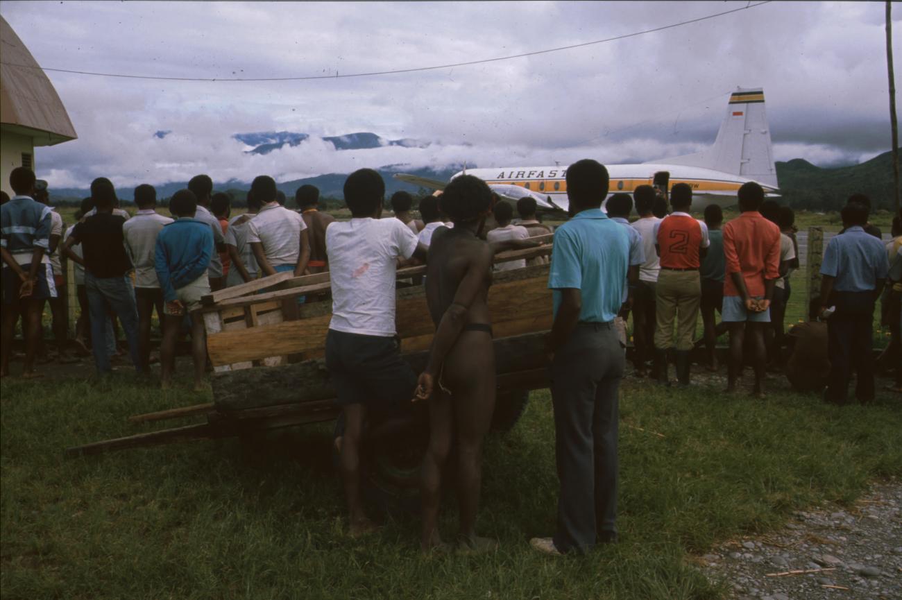 BD/166/291 - 
Group of Papua people at the airport

