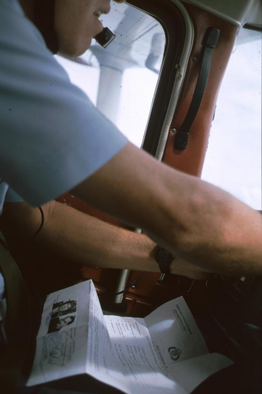 BD/166/394 - 
On board of a plane
