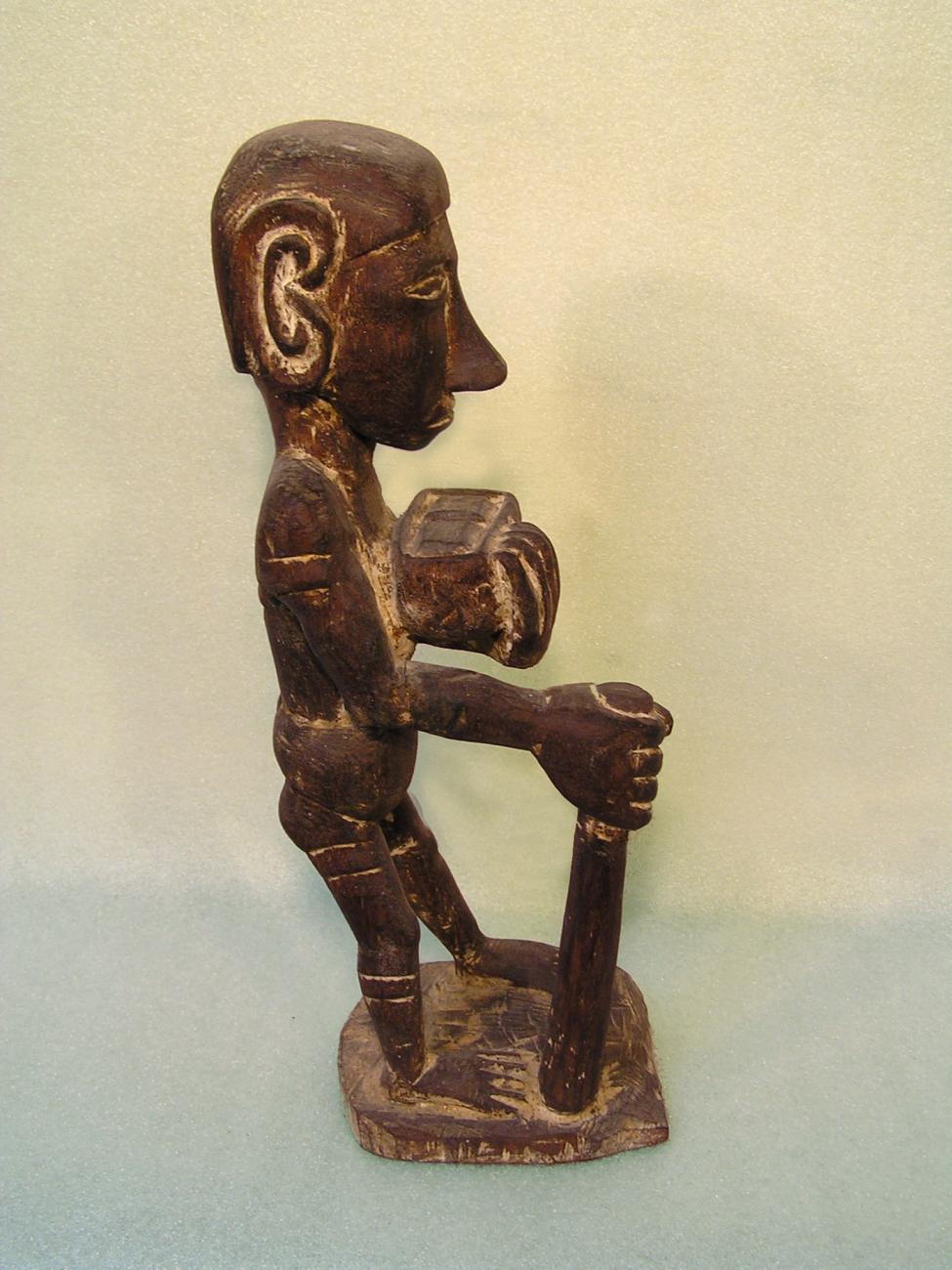 EA/71/6 - 
mensfiguur
