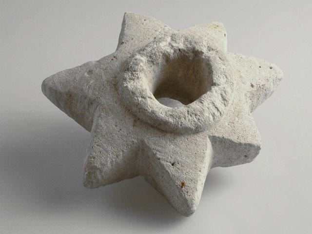 EA/221/6 -
stone