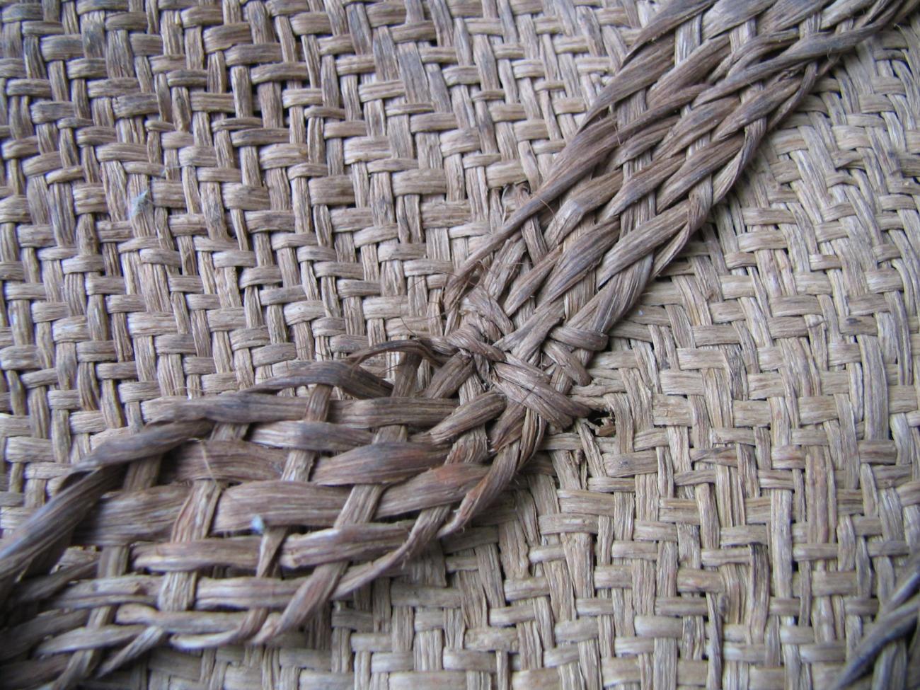 EA/199/1 -
ornamental bag