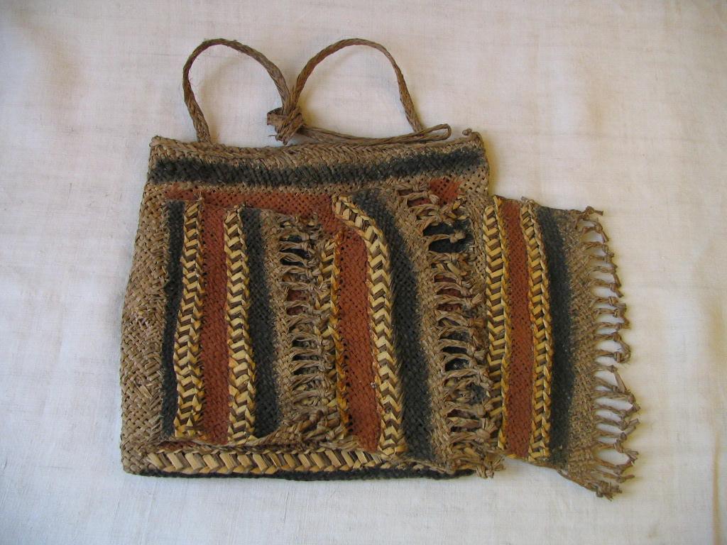 EA/199/5 - 
tas
