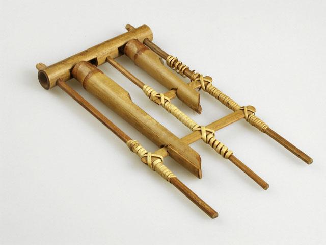 EA/87/31 -
muziekinstrument