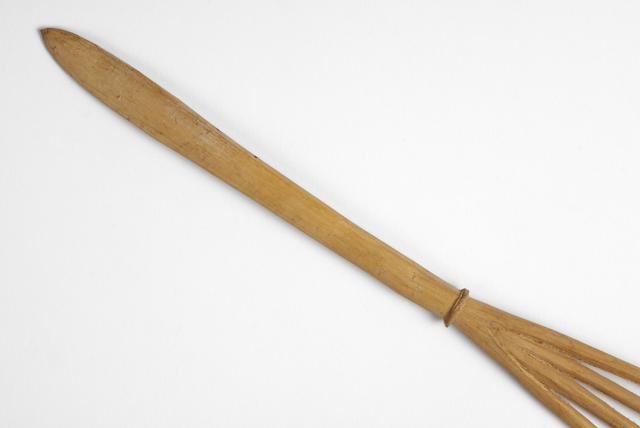 EA/256/8 - 
Comb
