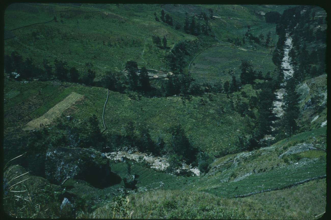 BD/209/1010 - 
Settlement
