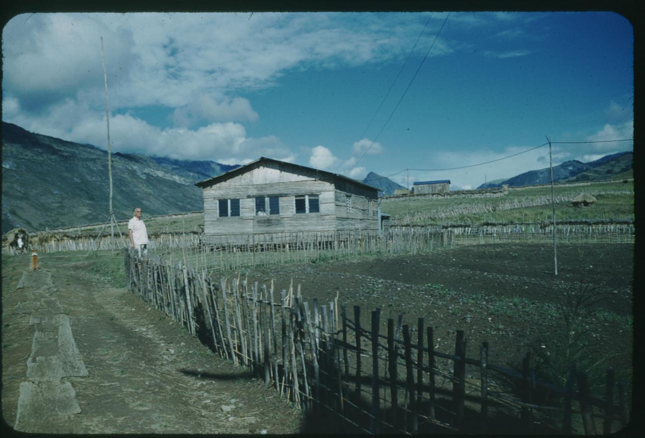 BD/209/1025 -
Koloniaal huis