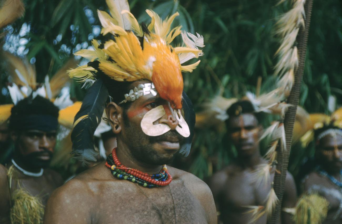 BD/209/3084 - 
Man with big nose ornament
