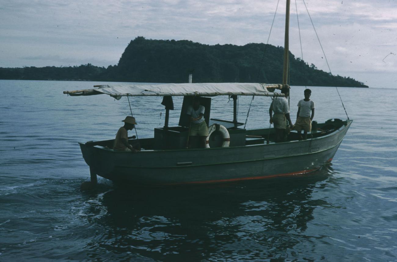 BD/209/5114 - 
Vervoer per boot

