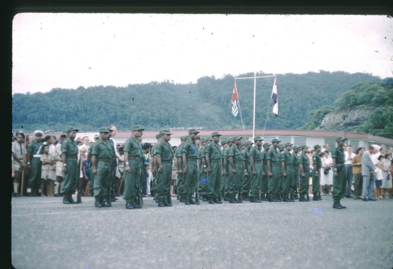 BD/209/9043 -
Verkiezingen Nieuw Guinea Raad