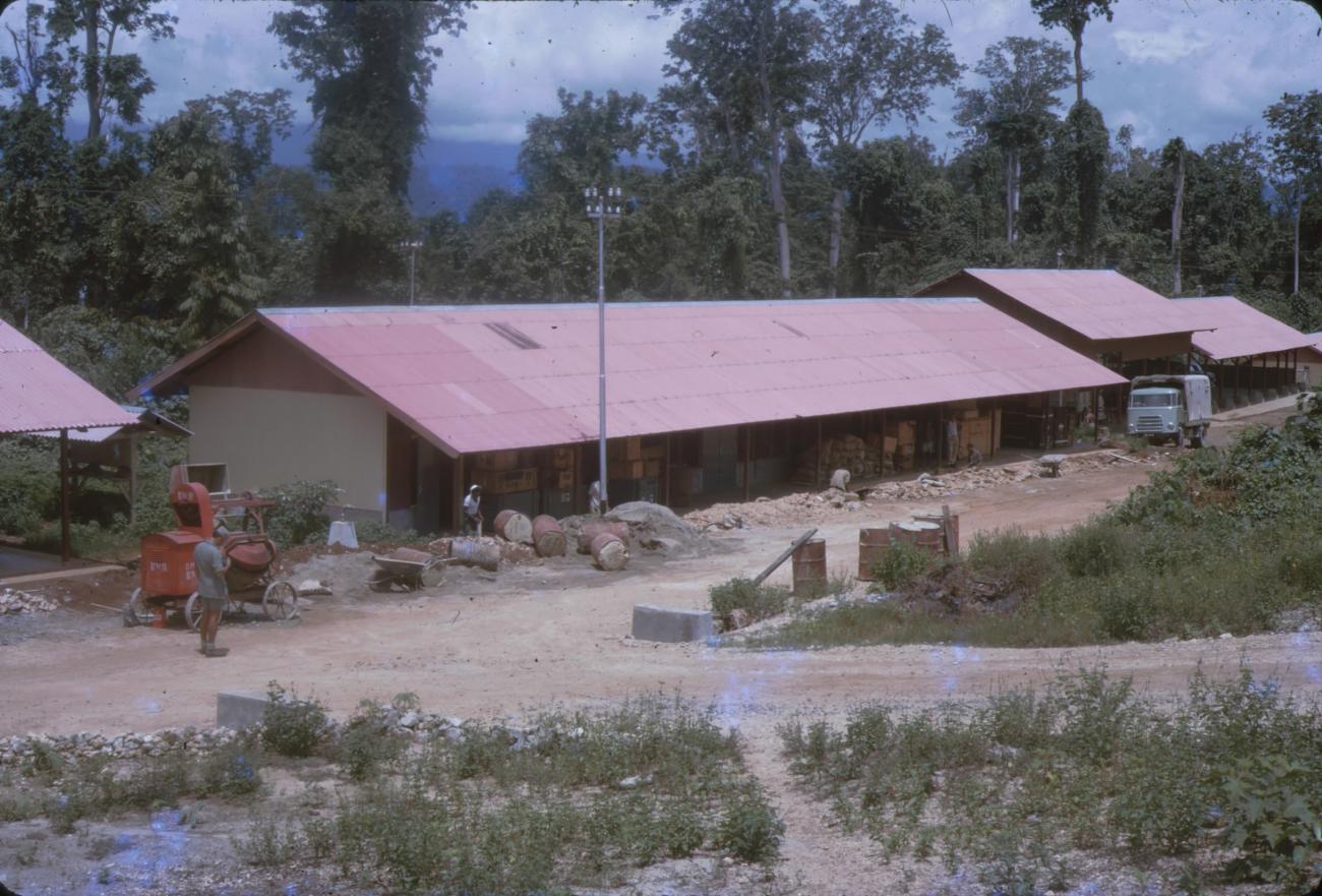 BD/209/9157 -
Opleidingskamp Papoea Vrijwilligers Korps te Manokwari