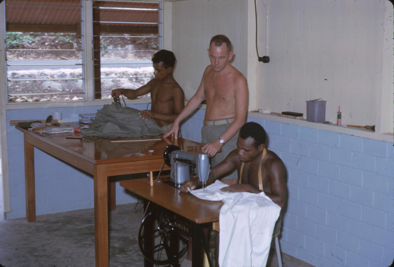 BD/209/9195 -
Opleidingskamp Papoea Vrijwilligers Korps te Manokwari