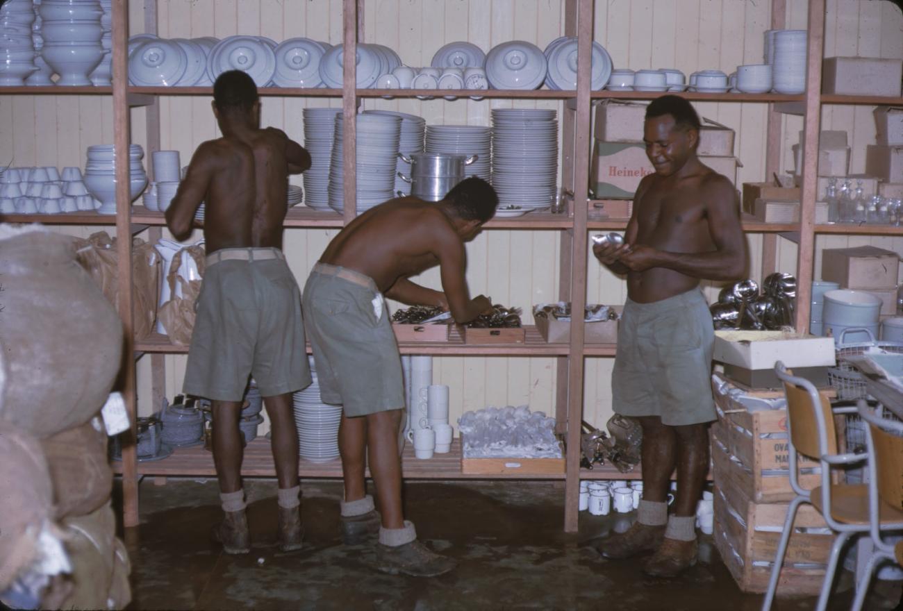 BD/209/9196 -
Opleidingskamp Papoea Vrijwilligers Korps te Manokwari