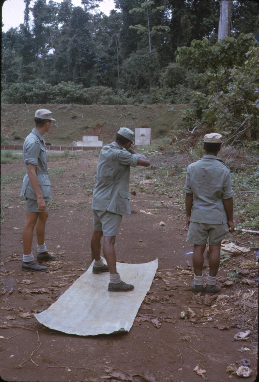 BD/209/9200 -
Opleidingskamp Papoea Vrijwilligers Korps te Manokwari