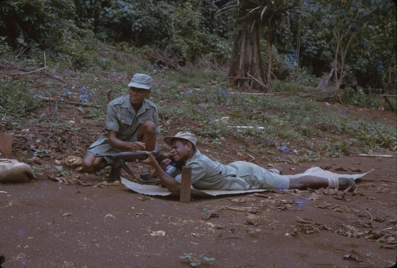 BD/209/9201 -
Opleidingskamp Papoea Vrijwilligers Korps te Manokwari