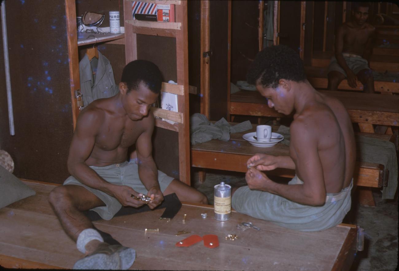 BD/209/9206 -
Opleidingskamp Papoea Vrijwilligers Korps te Manokwari