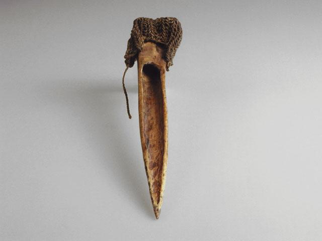 EA/157/5 - 
dagger

