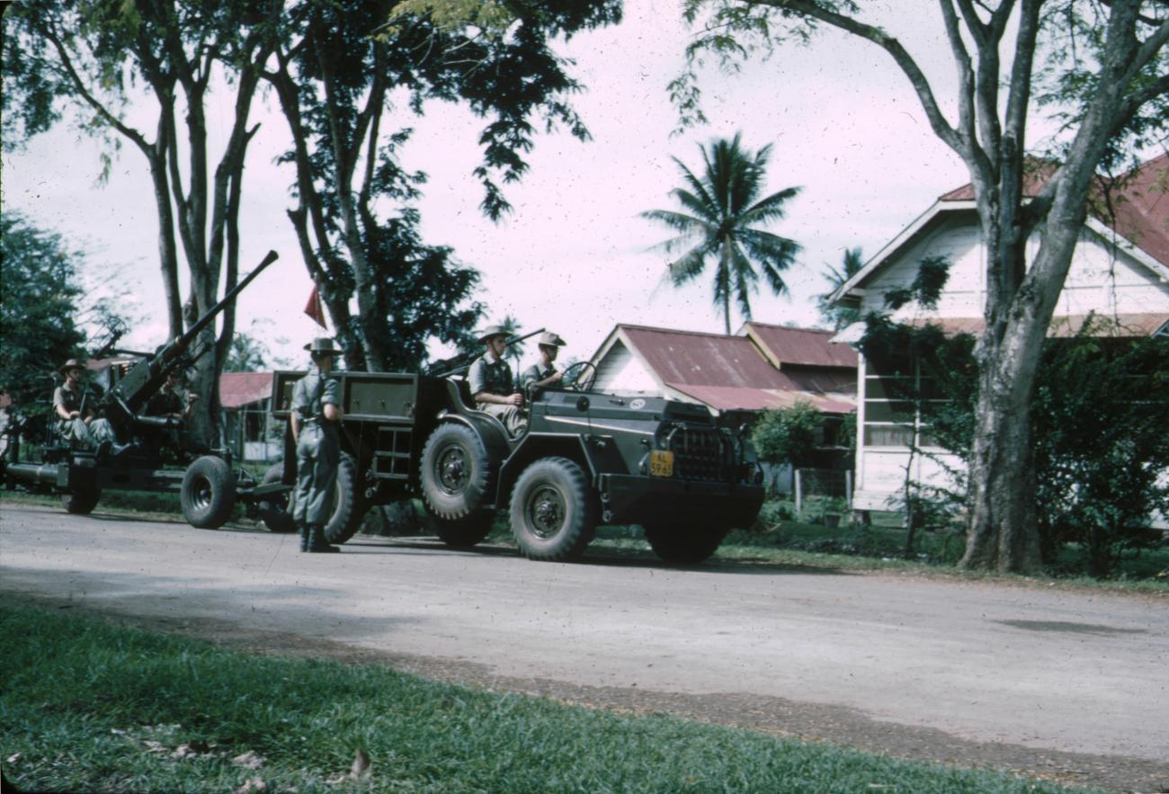 BD/288/131 - 
Taptoe, militair materieel?
