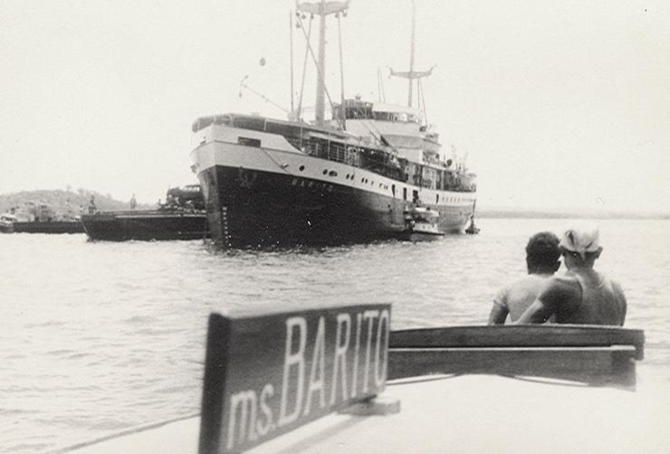 BD/256/9 -
Jongemannen met hoofdversiering