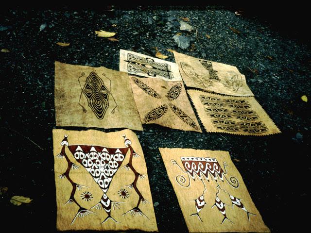 BD/27/11 -
Kulit kayu (bark cloth) spread out on the floor