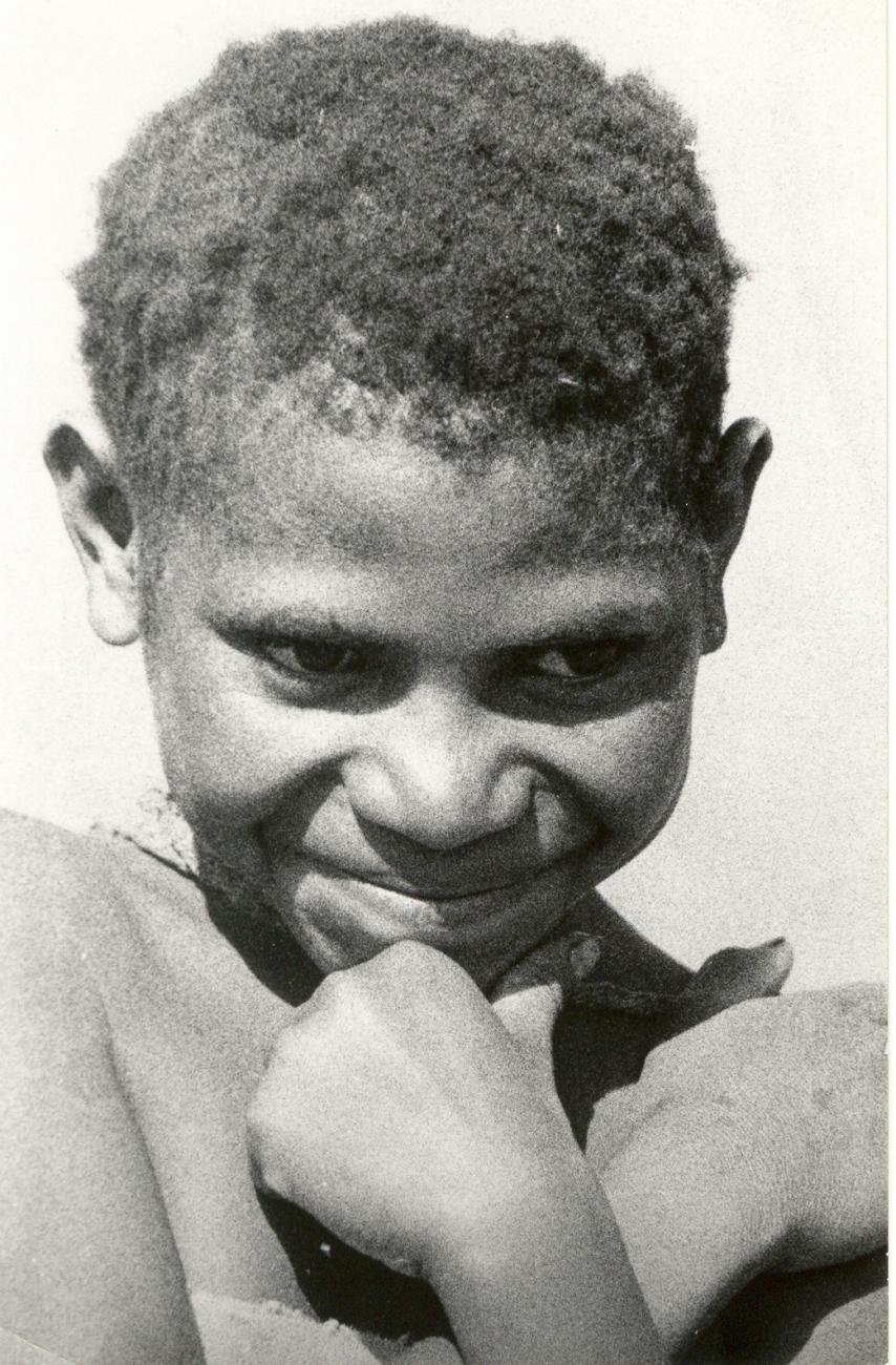 BD/253/90 -
Portret van een wat ouder kind