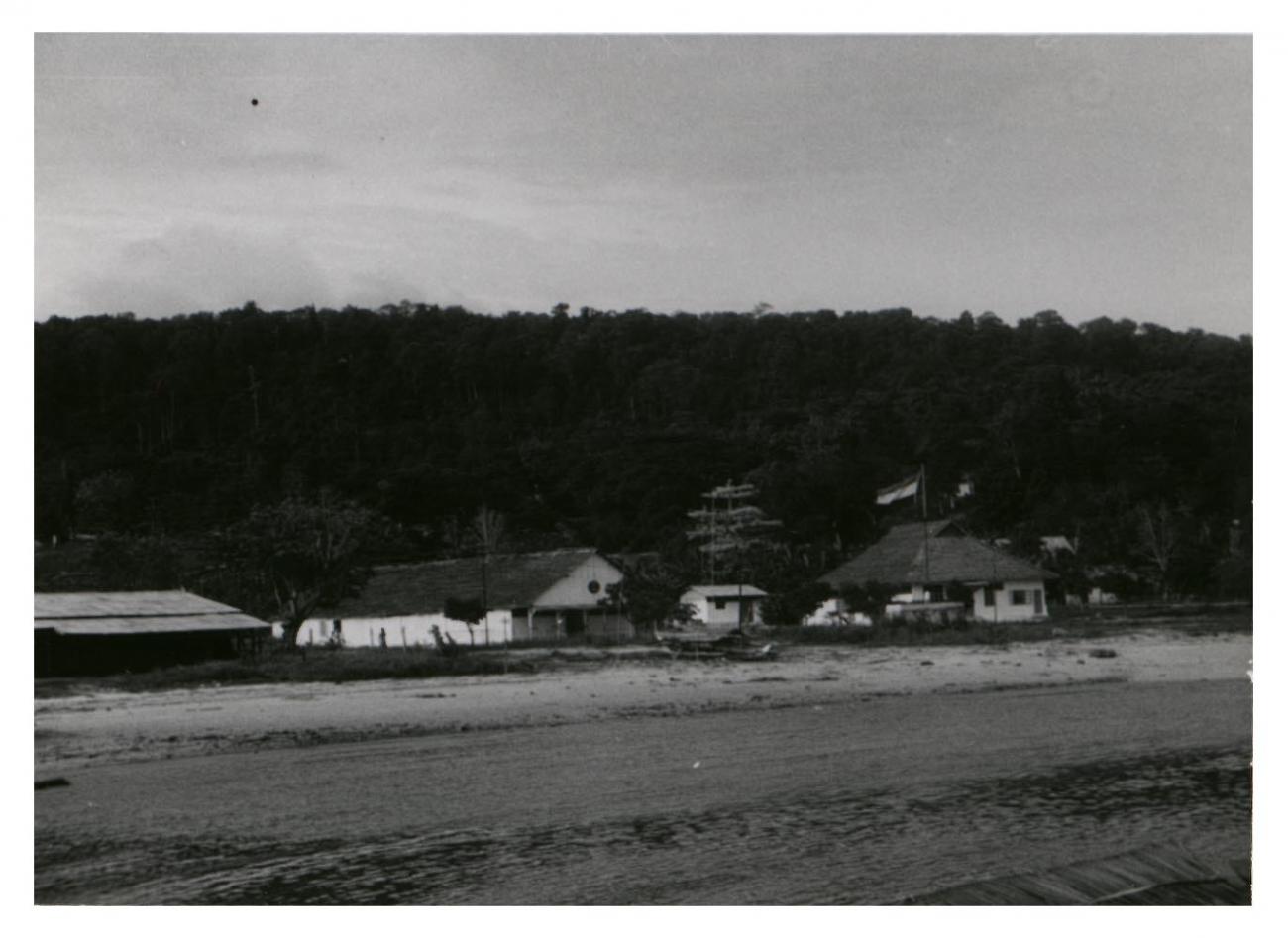 BD/54/25 - 
Kampong Manokwari, postkantoor

