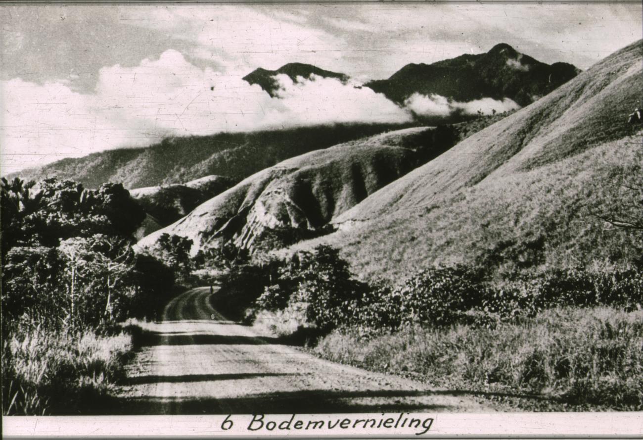 BD/186/27 - 
Bodemvernieling, o.m. een weg
