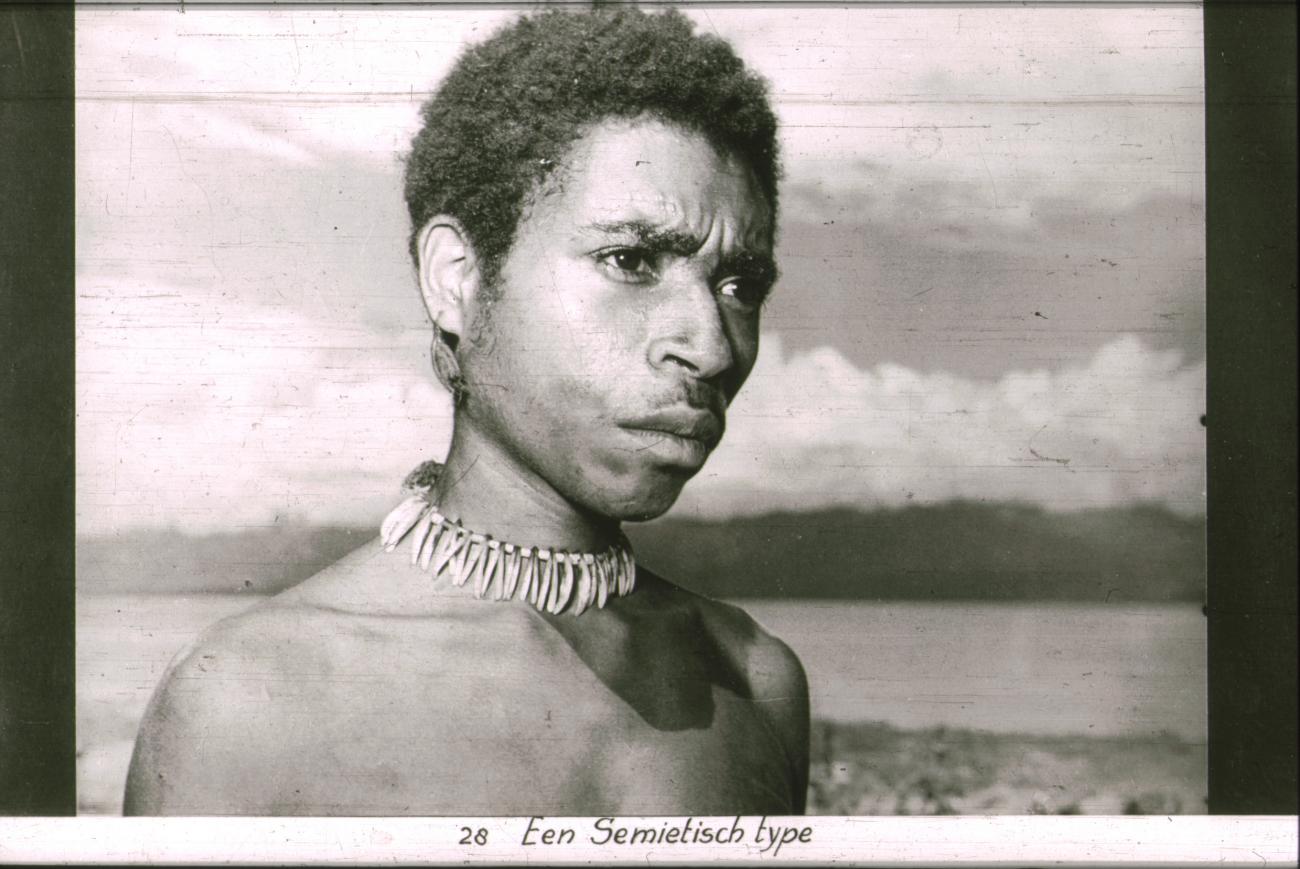 BD/186/68 - 
Portret van een man
