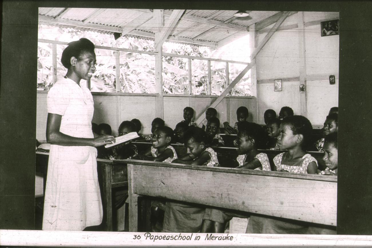 BD/186/81 -
Papoeaschool in Merauke