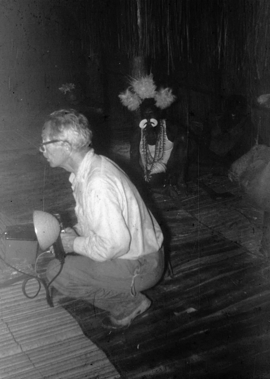 BD/216/278 -
Onbekende man met fototoestel