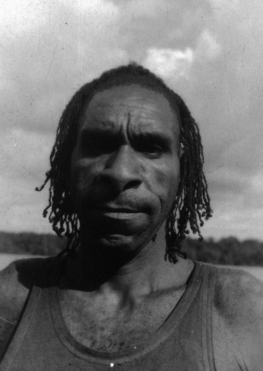 BD/216/70 -
Man uit Asmat